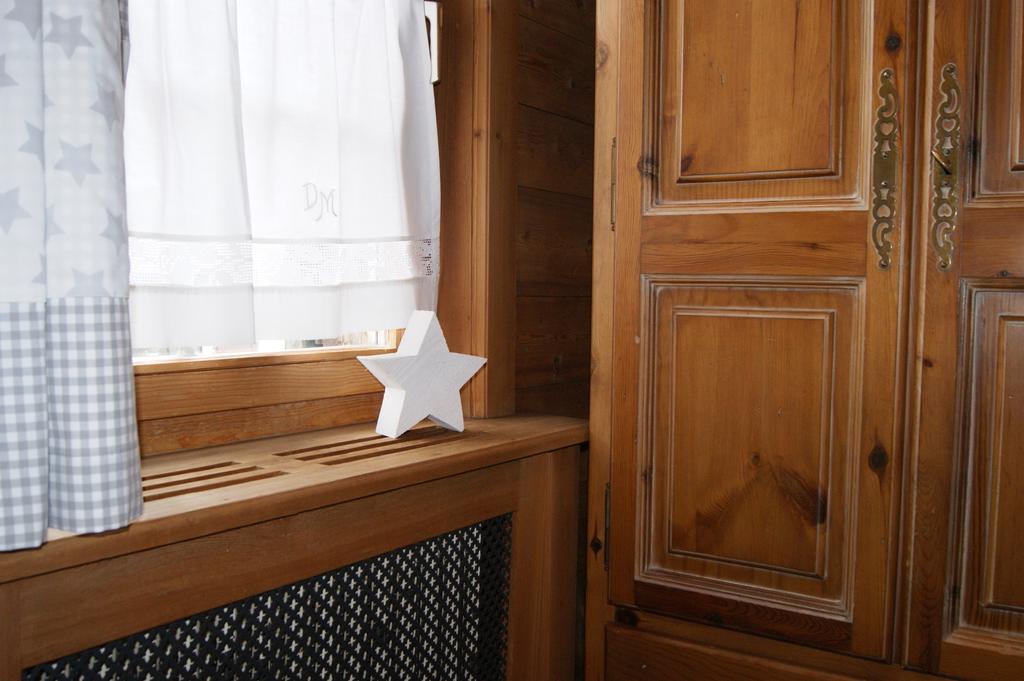 Hotel Arturo Celerina/Schlarigna Bagian luar foto