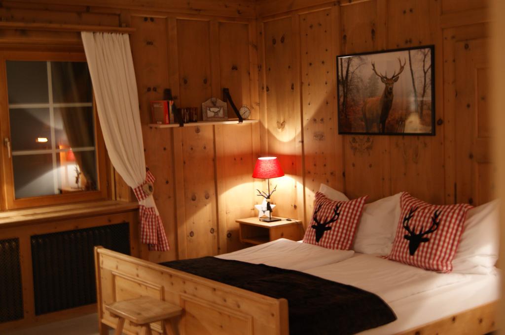 Hotel Arturo Celerina/Schlarigna Bagian luar foto